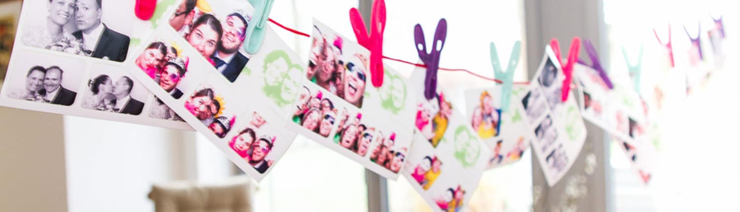 Fotos aus Fotobox an Wäscheleine
